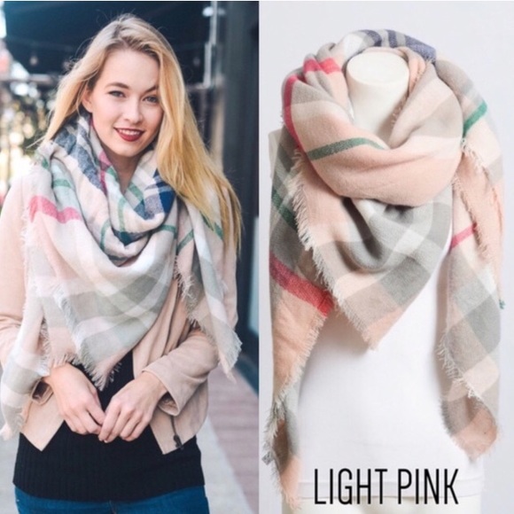 Accessories - 👋🏻 ONE LEFT Pink Plaid Blanket Scarf
